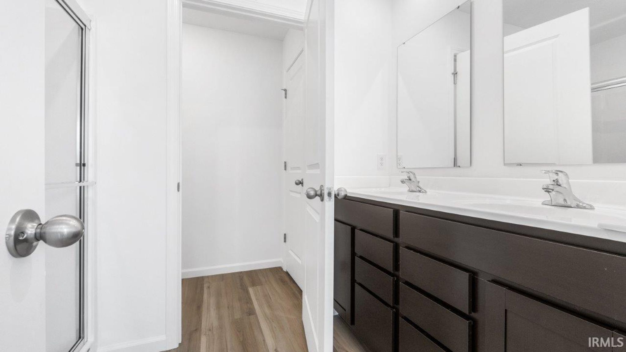 Image of 2882 Greenville Court