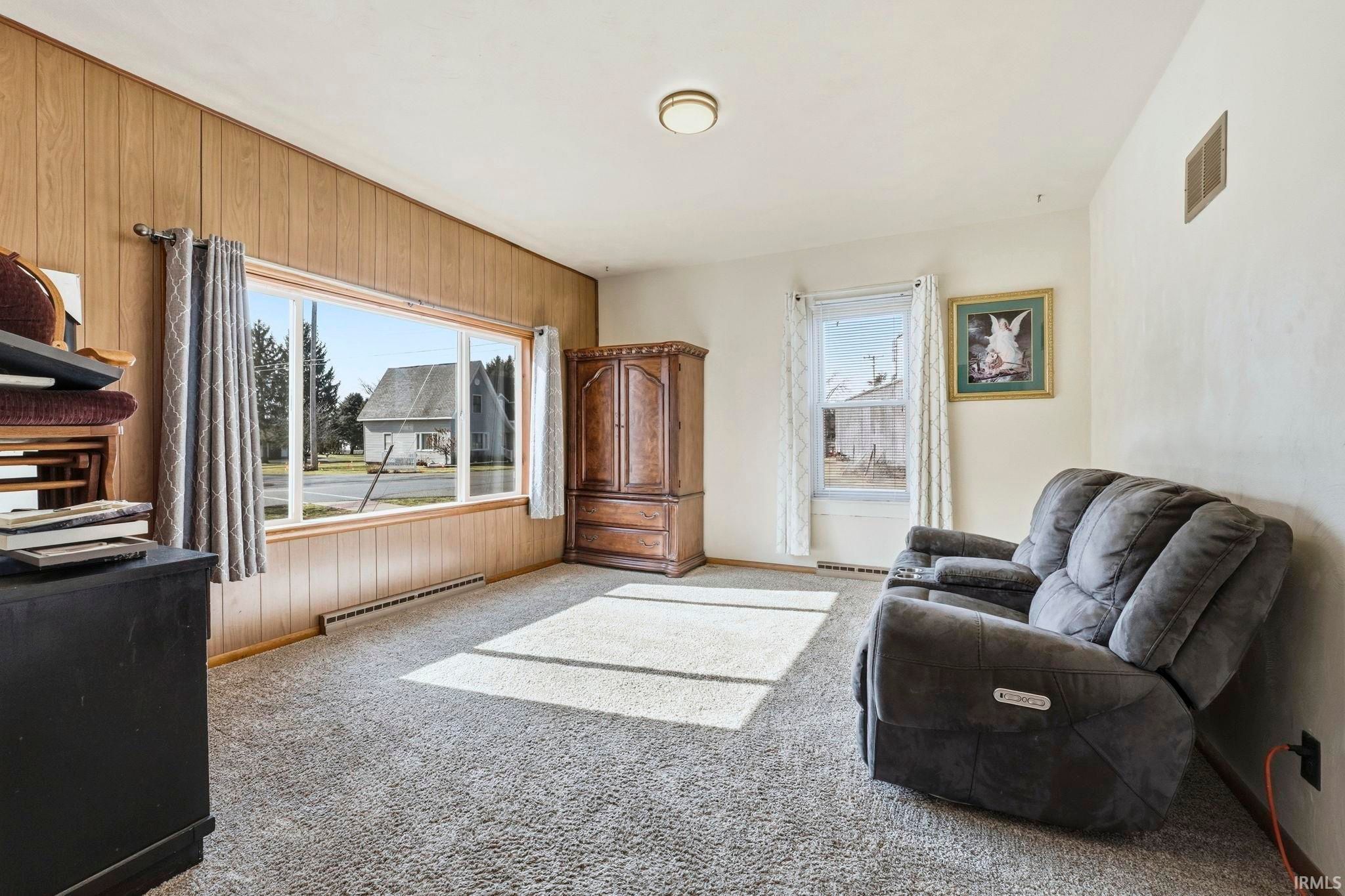 Image of 201 E Fourth Street