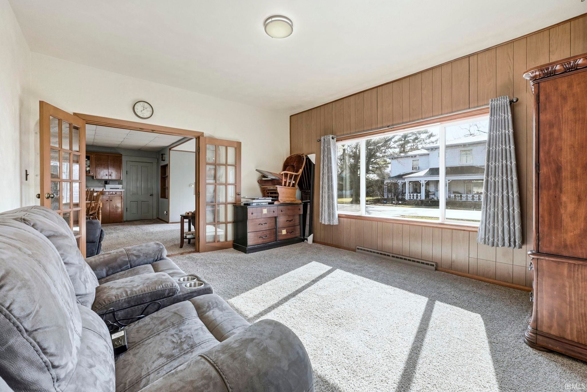 Image of 201 E Fourth Street