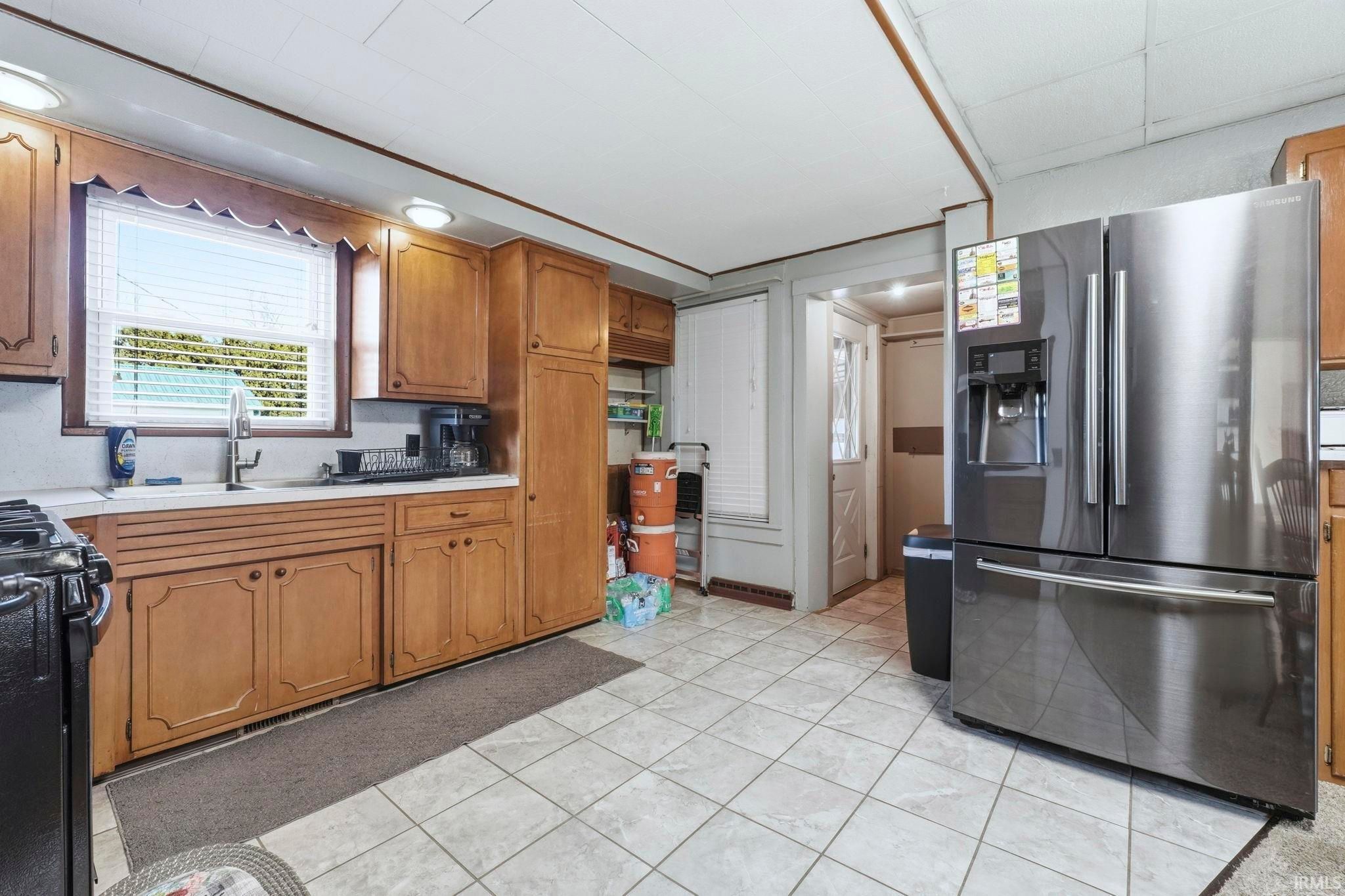 Image of 201 E Fourth Street