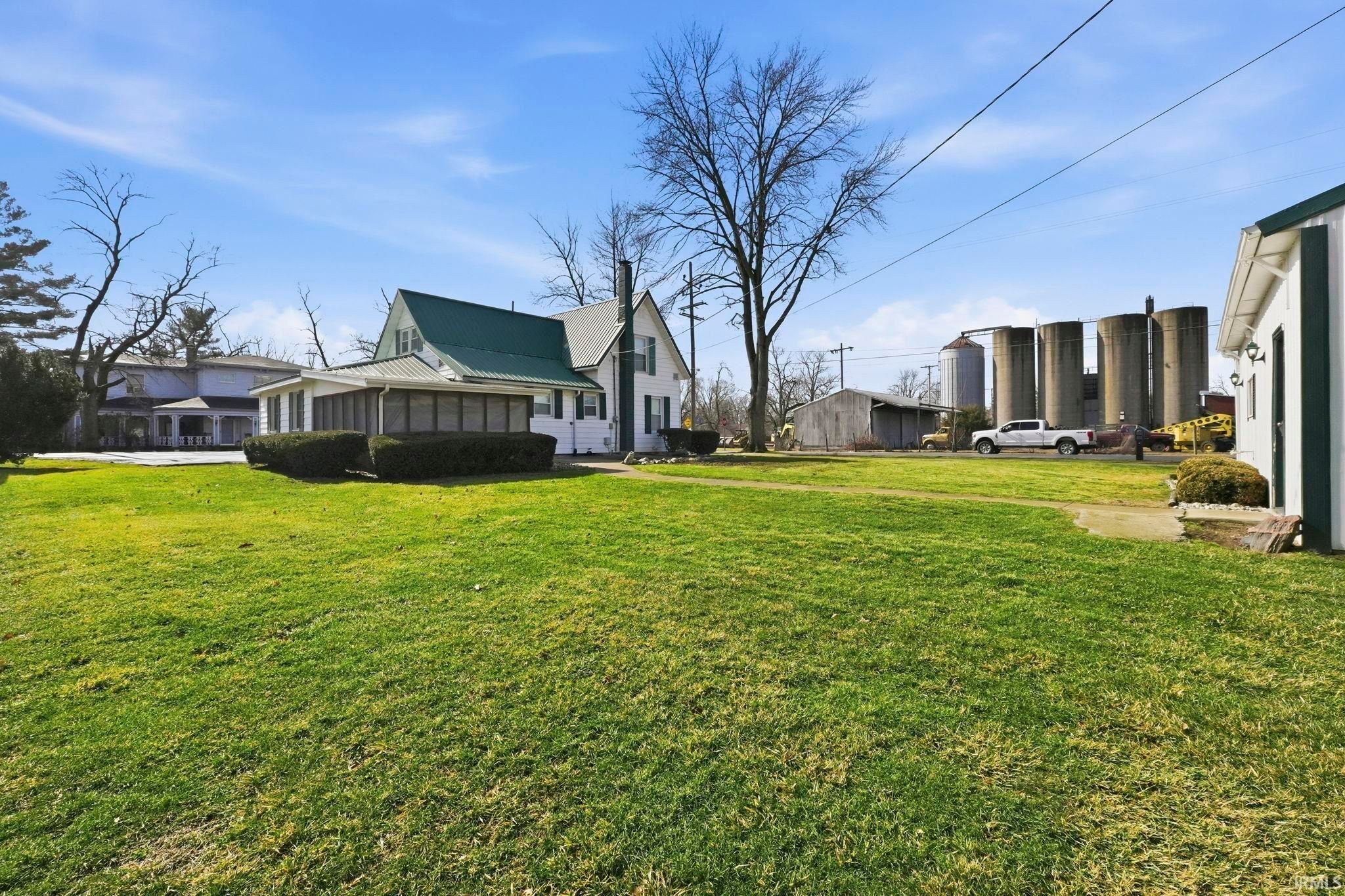 Image of 201 E Fourth Street