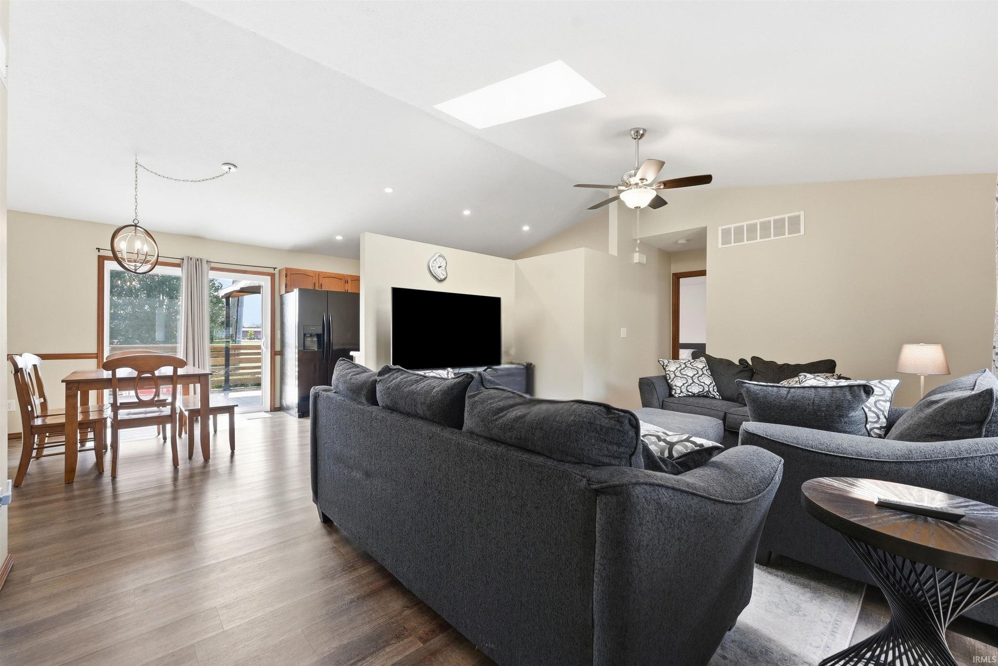 Image of 2122 Sally Street