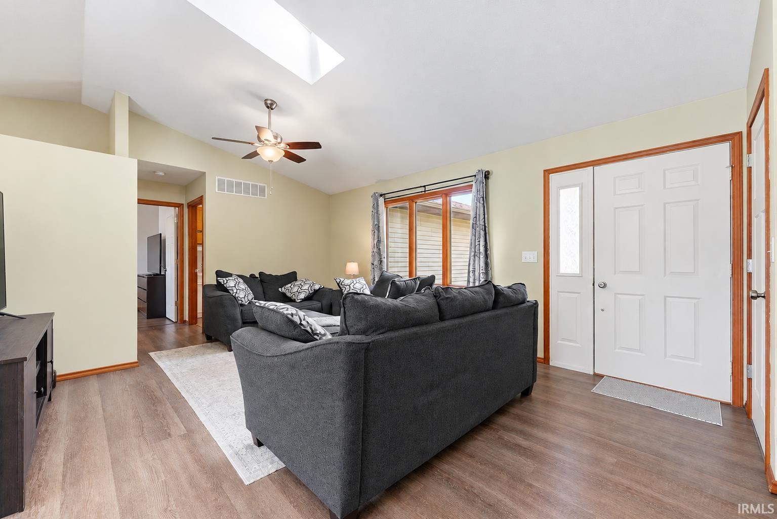 Image of 2122 Sally Street